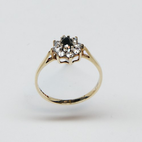 9ct Gold Sapphire/CZ Ring